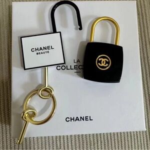 Chanel Authentic La Collection 2024 padlocks with keys set NIB